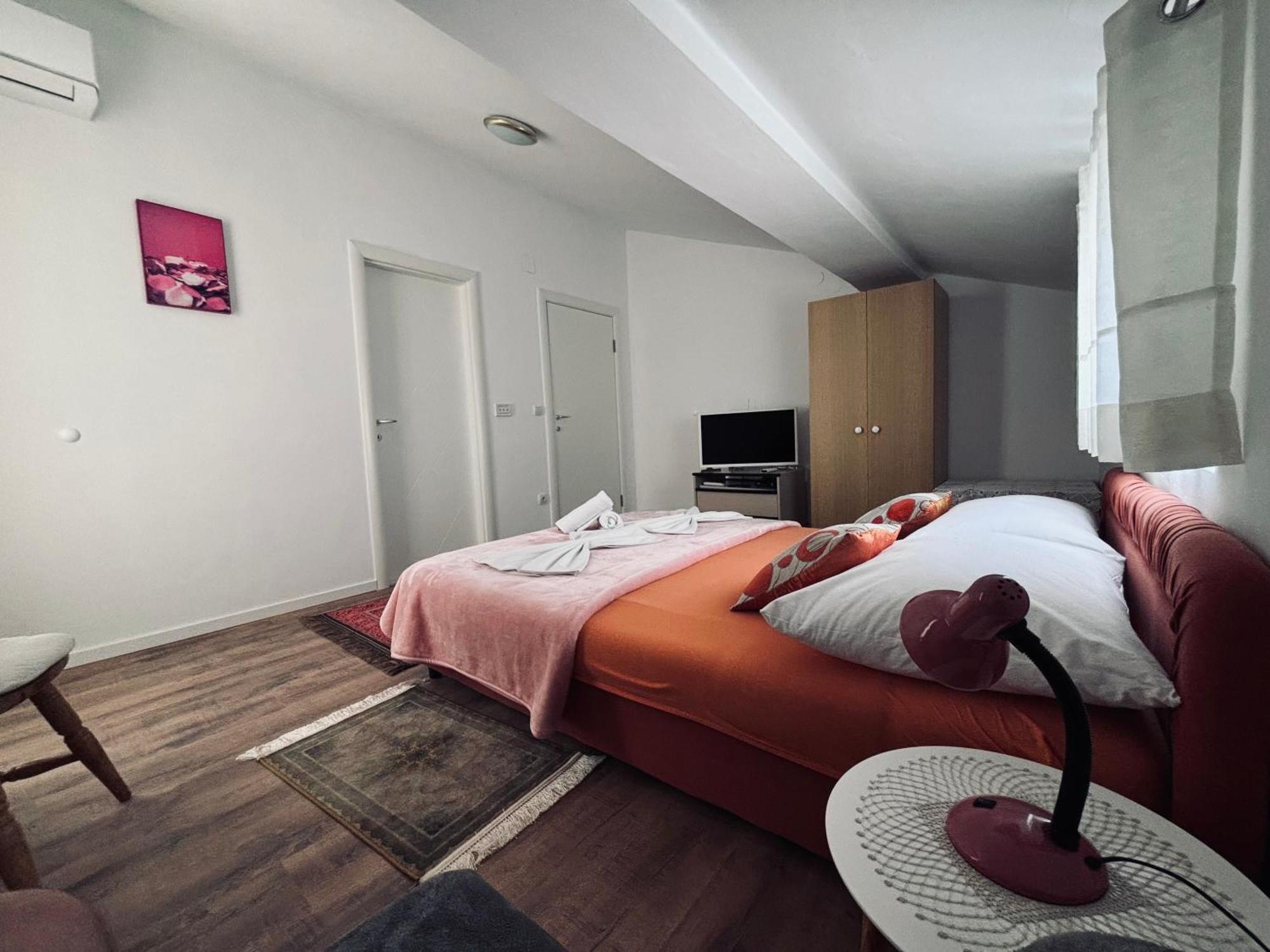 Rooms & App Minka Jadranovo Ngoại thất bức ảnh