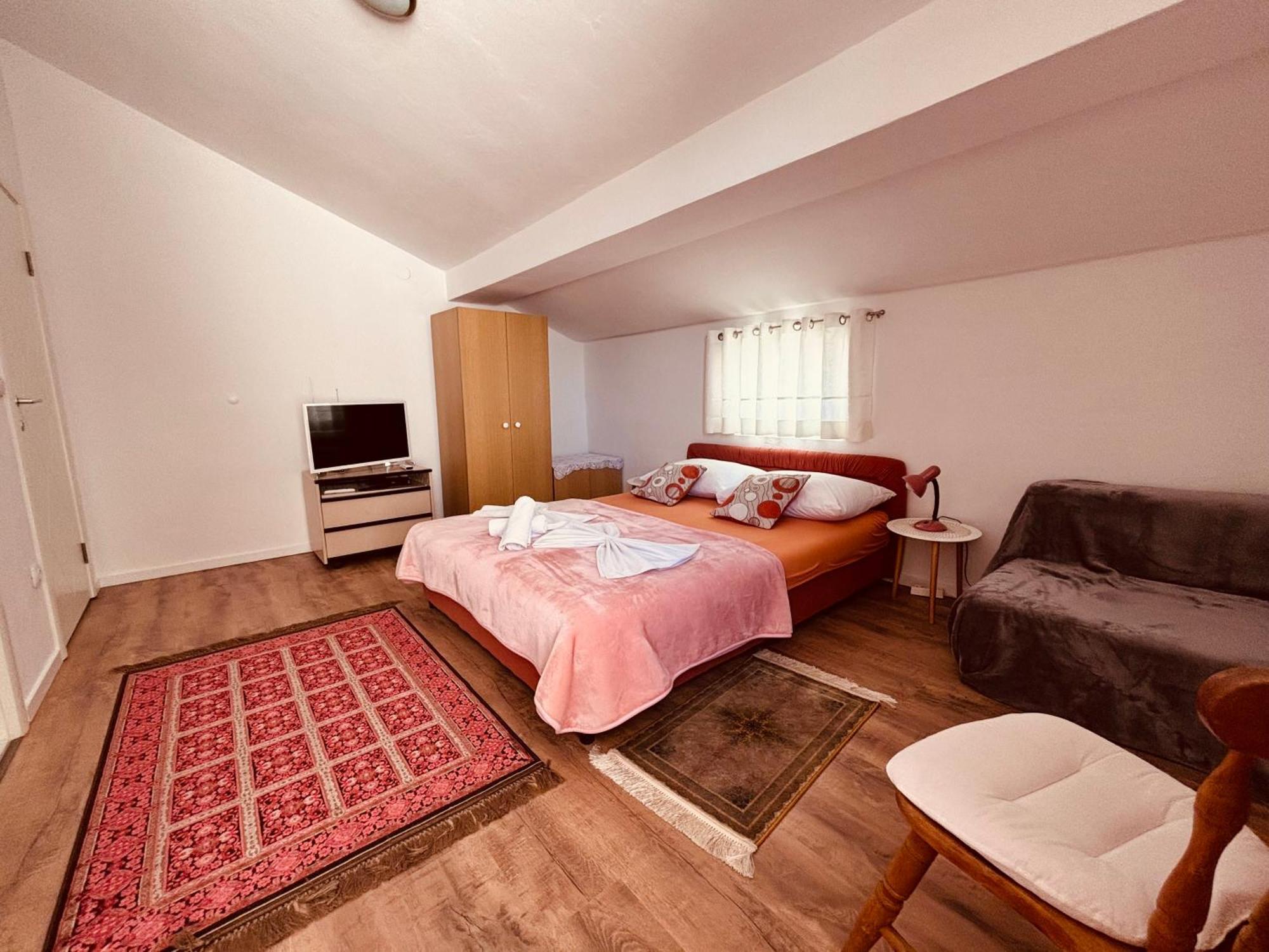 Rooms & App Minka Jadranovo Ngoại thất bức ảnh