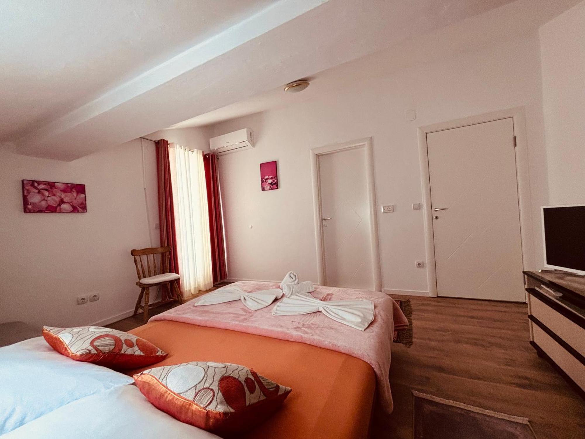 Rooms & App Minka Jadranovo Ngoại thất bức ảnh